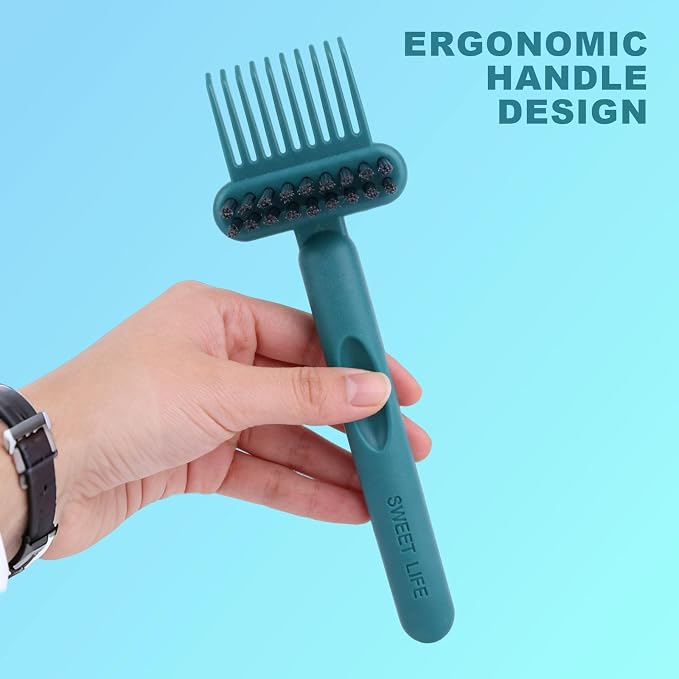 2-in-1 Comb Cleaner with Pick and Bristles, Portable Hair Brush Cleaner Tool Hairbrush Cleaning with Ergonomic Handle for Home Salon Travel Use Hairstylist Essentials (Green)