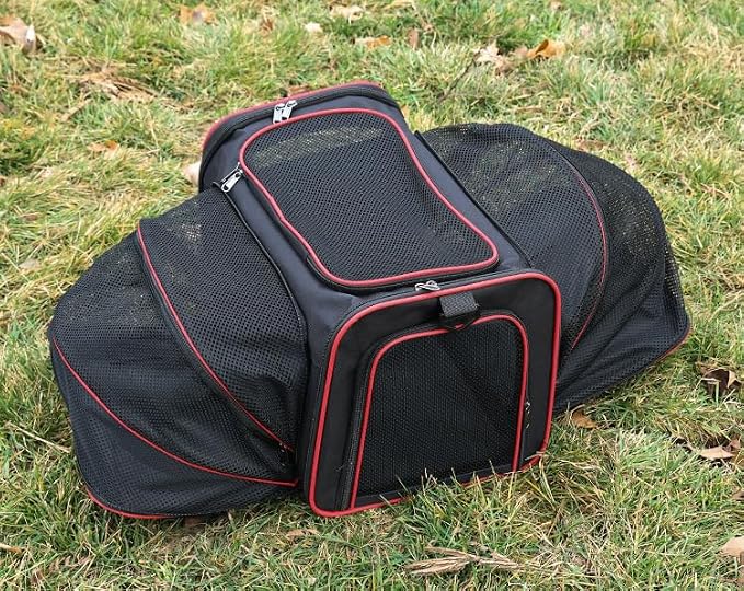 Expandable Cat Carrier Pet Carrier with 2 Extensions,Airline Approved Soft-Sided Portable Dog Travel Washable Carrier for Kittens,Puppies,Removable Soft Plush Mat (Black Red, Medium)