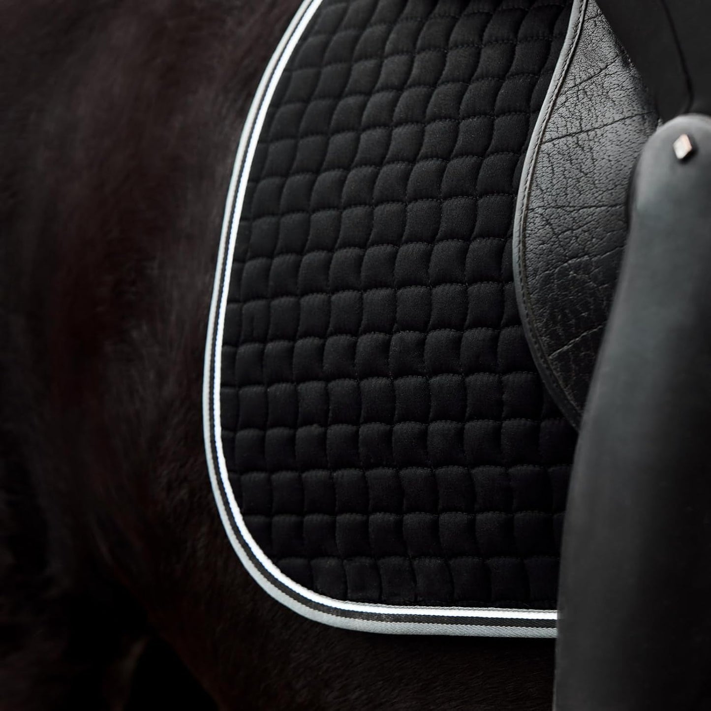 HORZE Adepto Padded All Purpose Quilted Equestrian Saddle Pad for Horses with Two-Tone Trim