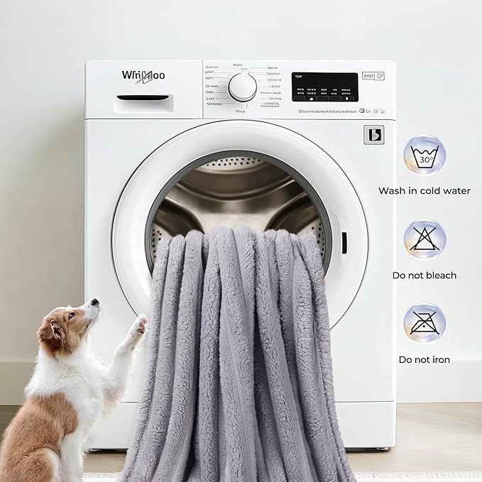 LINENLUX 1 Pack 3 Soft Dog Blanket Washable Warm Fleece Cat Blankets for Pet Puppy Fluffy Calming Flannel Grey Small