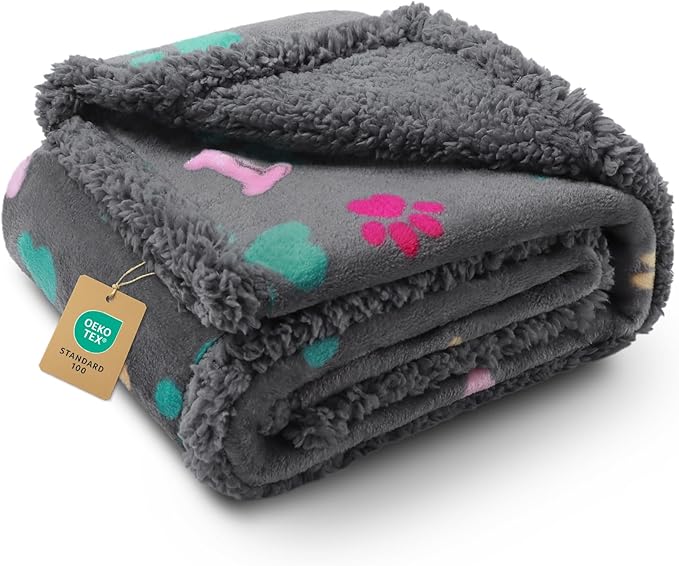 Luciphia Waterproof Pet Blankets for Couch Sofa Bed Cover Cat Liquid Pee Proof Washable Soft Fluffy Large Dog Blanket Reversible Furniture Protection Puppy Grey Bone Thicken Medium（57" x 40"）