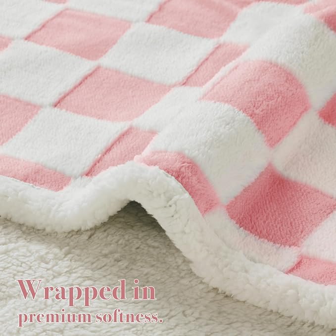 Ohocut Checkered Dog Blanket, Pink Jacquard Sherpa Blankets for Small Dog and Cats, Cute Girly Women Aesthetic Style Fluffy Fleece Pets Blanket for Couch Protection Washable, 40"x50"