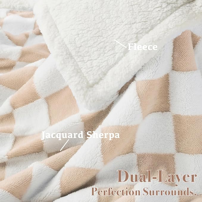 Ohocut Checkered Dog Blanket, Beige Khaki Jacquard Sherpa Blankets for Small Dog and Cats, Cute Aesthetic Style Fluffy Fleece Pets Blanket for Couch Protection Washable, 25"x35"