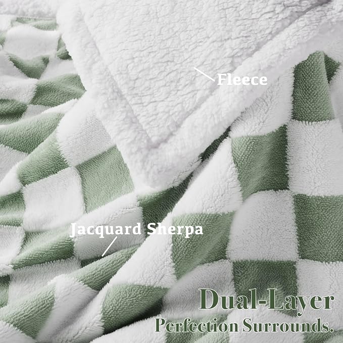 Ohocut Checkered Dog Blanket, Sage Green Jacquard Sherpa Blankets for Small Dog and Cats, Cute Aesthetic Style Fluffy Fleece Pets Blanket for Couch Protection Washable, 40"x50"