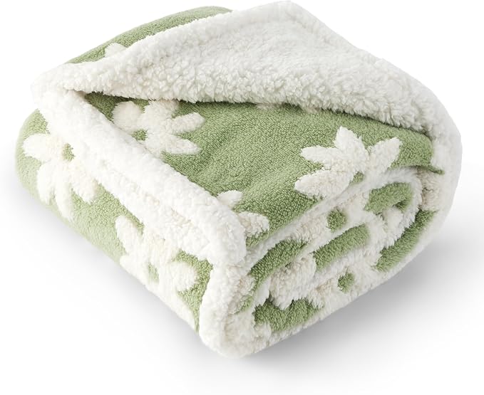 LE SURE Waterproof Dog Blankets for Large Dogs Cute Cozy 3D Jacquard,40x50 | Warm Soft Pet Blanket for Senior Dogs Aesthetic Gift, Washable Sherpa Throw, Reversible Couch Protector, Flower Garden Green