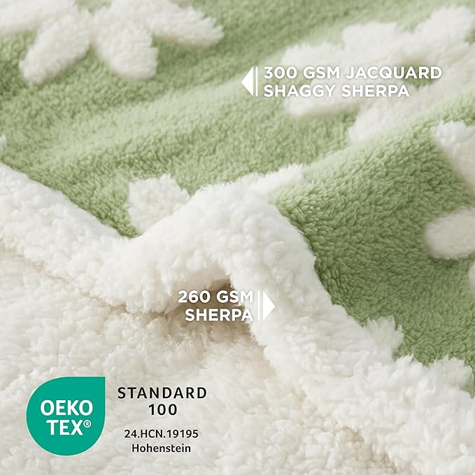 LE SURE Waterproof Dog Blankets for Small Dogs Cute Cozy 3D Jacquard,25x35 | Puppy Blanket for Cat Aesthetic Gift, Warm Soft Sherpa Throw Washable, Reversible Pet Couch Protector, Flower Garden Green