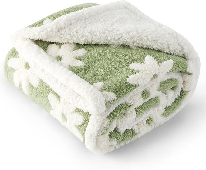 LE SURE Waterproof Dog Blankets for Large Dogs Cute Cozy 3D Jacquard,50x60 | Warm Soft Pet Blanket for Senior Dogs Aesthetic Gift, Washable Sherpa Throw, Reversible Couch Protector, Flower Garden Green