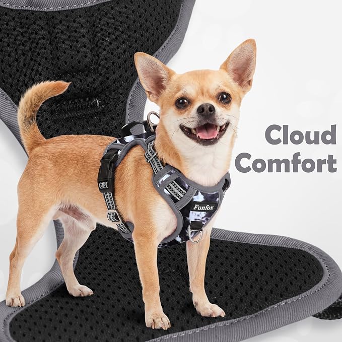 Dog Harness No Pull, Adjustable Pet Vest Harness, Super Soft Material with Vertical Handle Easy Control, Reflective Night Walking, 2 Leash Clips for Medium Sized Dogs, Misty Gray, M