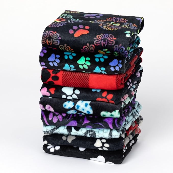 Pet Dog Cat Blanket Ultra Soft Cozy Fleece Paw Print Design Machine Washable Durable for Crates Beds Sofas Travel (Argyle Paws, Large)