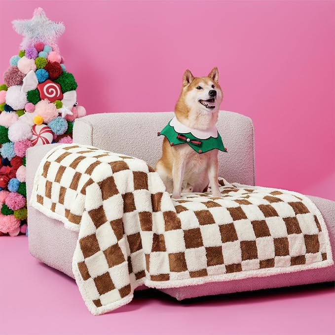 LE SURE Waterproof Dog Blankets for Large Dogs Cute Cozy 3D Jacquard,40x50 | Warm Soft Pet Blanket for Senior Dogs Aesthetic Gift, Washable Sherpa Throw, Reversible Couch Protector, Brown Checks