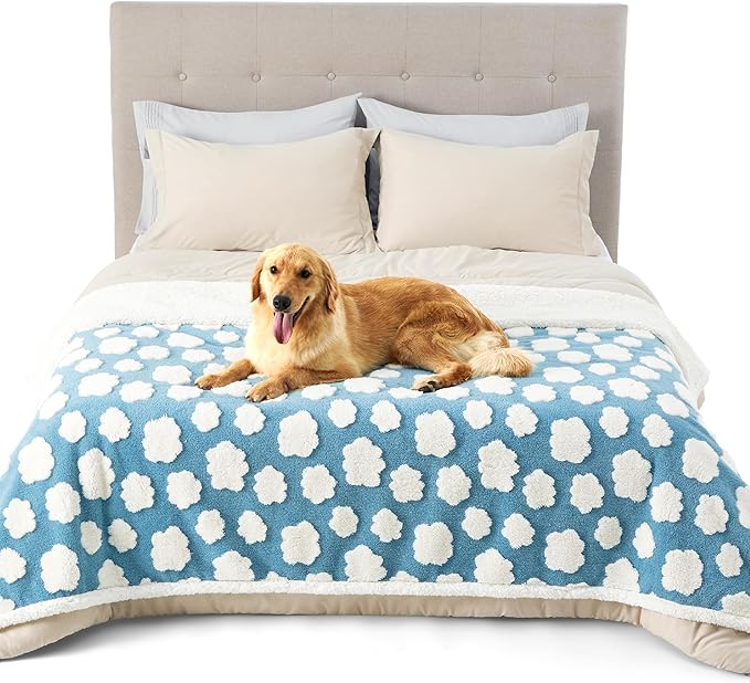 LE SURE Waterproof Blanket for Bed Cute Cozy 3D Jacquard, Twin（60x80） | Dog Blankets for Large Dogs, Pet Aesthetic Gift, Warm Soft Sherpa Throw, Reversible Couch Protector, Clouds Blue