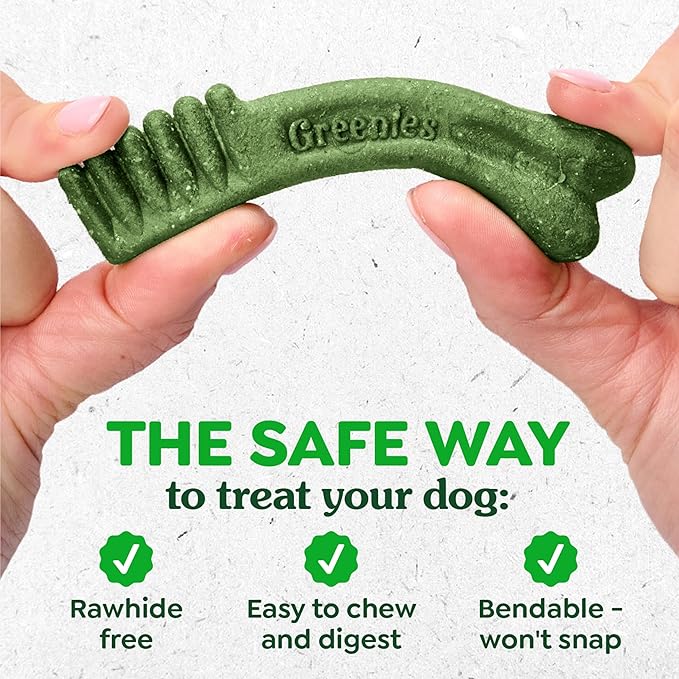 Greenies Veterinarian-Recommended Adult Natural Dental Dog Treats Petite Size, Original Flavor, 6 oz. Pack,10 Count