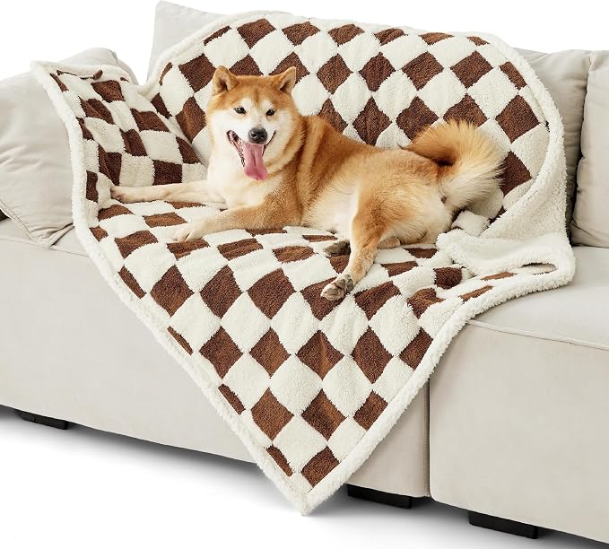 LE SURE Waterproof Dog Blankets for Large Dogs Cute Cozy 3D Jacquard,40x50 | Warm Soft Pet Blanket for Senior Dogs Aesthetic Gift, Washable Sherpa Throw, Reversible Couch Protector, Brown Checks